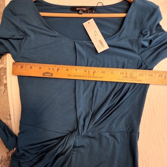 NWT Stitchfix 41 hawthorn Milano twist-front crew neck knit top. - Picture 8 of 8